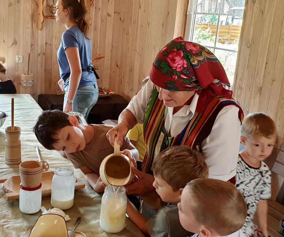 Warsztaty mleko i jego przetwory w Gospodarstwie Agroturystycznym Dolina Bobrów