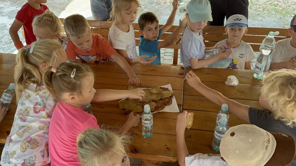 Placki ziemniaczane na zielonej szkole